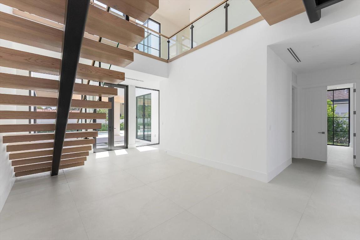 BOCA VILLAS - Residential