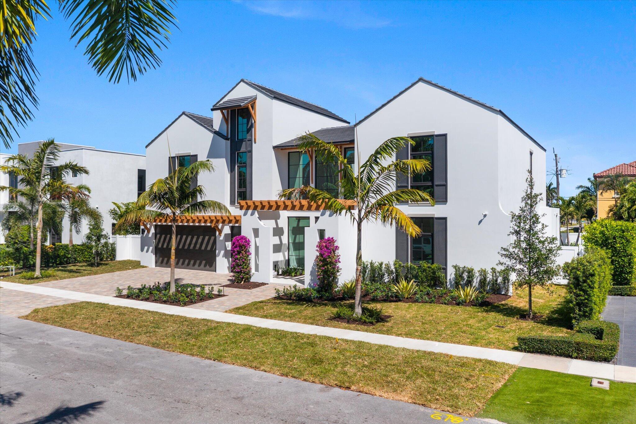 BOCA VILLAS - Residential