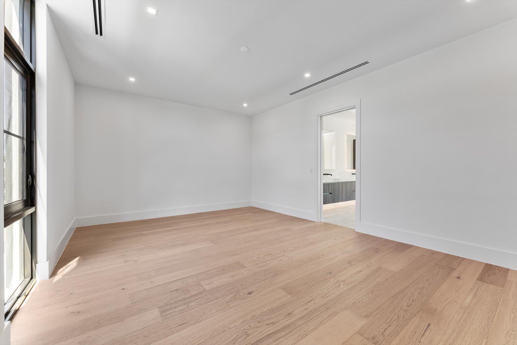 BOCA VILLAS - Residential