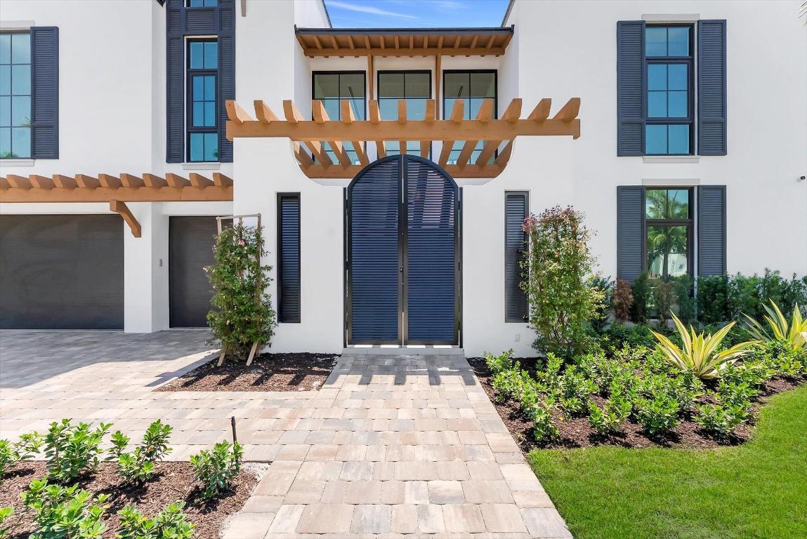 BOCA VILLAS - Residential