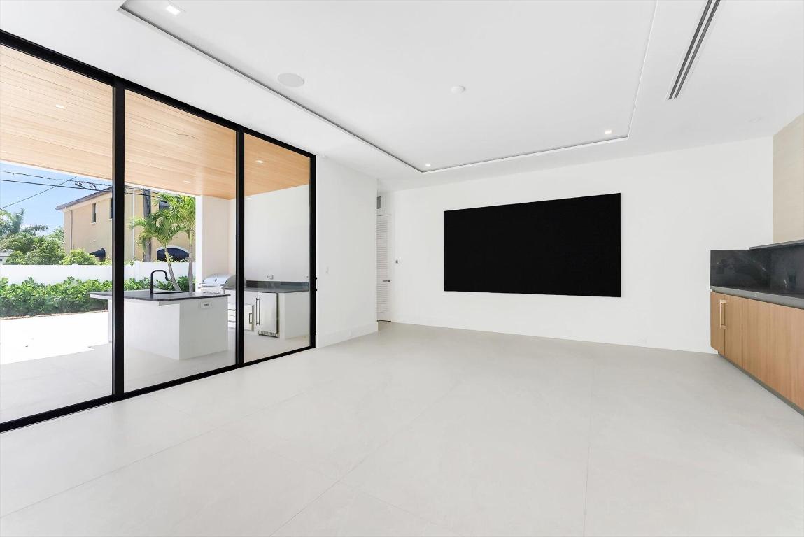 BOCA VILLAS - Residential