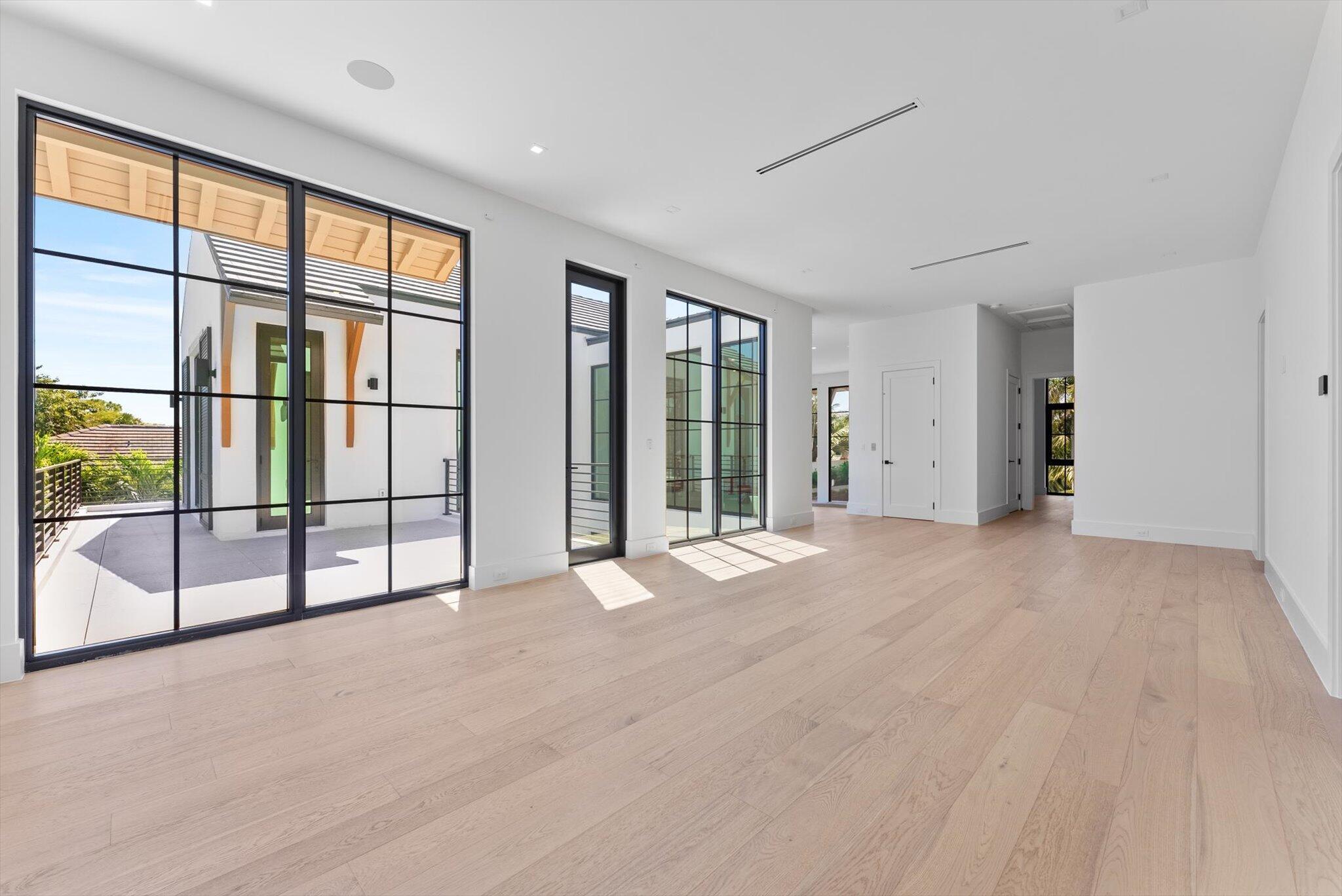 BOCA VILLAS - Residential