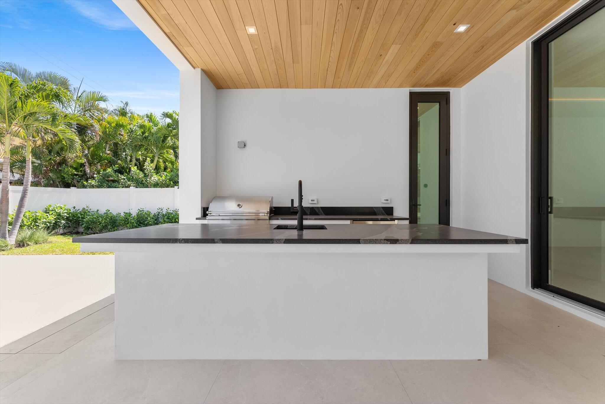 BOCA VILLAS - Residential