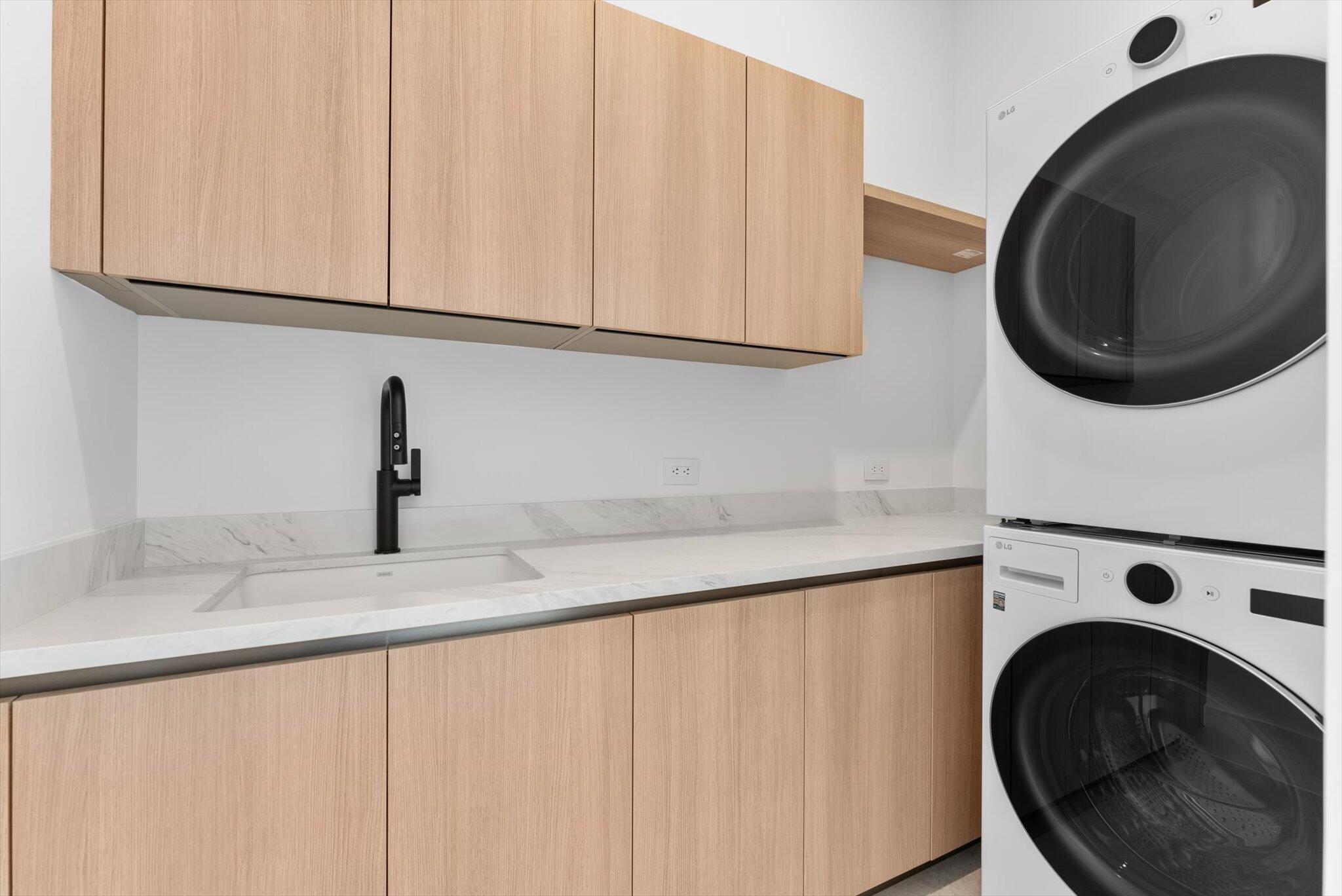 BOCA VILLAS - Residential