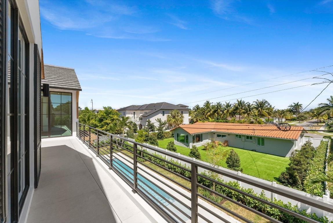 BOCA VILLAS - Residential