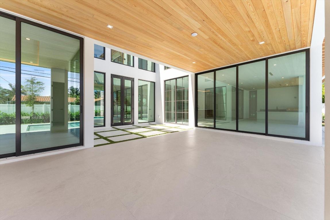 BOCA VILLAS - Residential