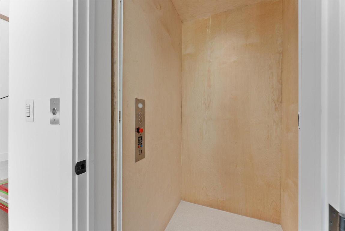 BOCA VILLAS - Residential