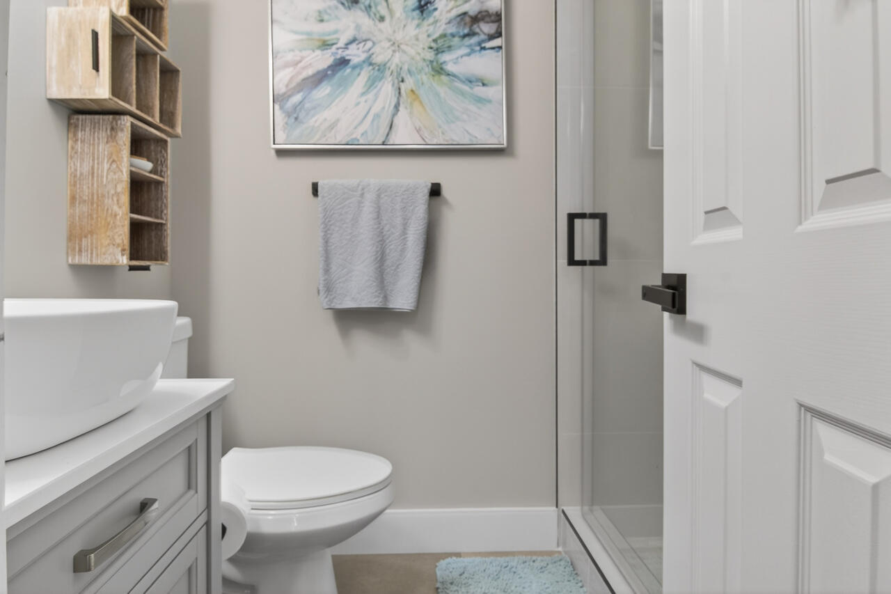 DUNBAR WOODS CONDO 4 - Residential