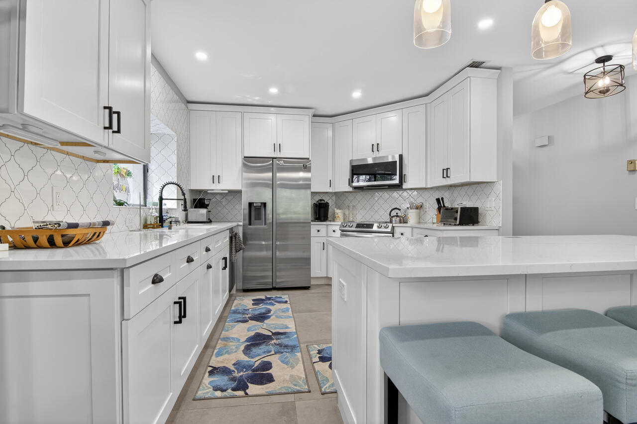 DUNBAR WOODS CONDO 4 - Residential