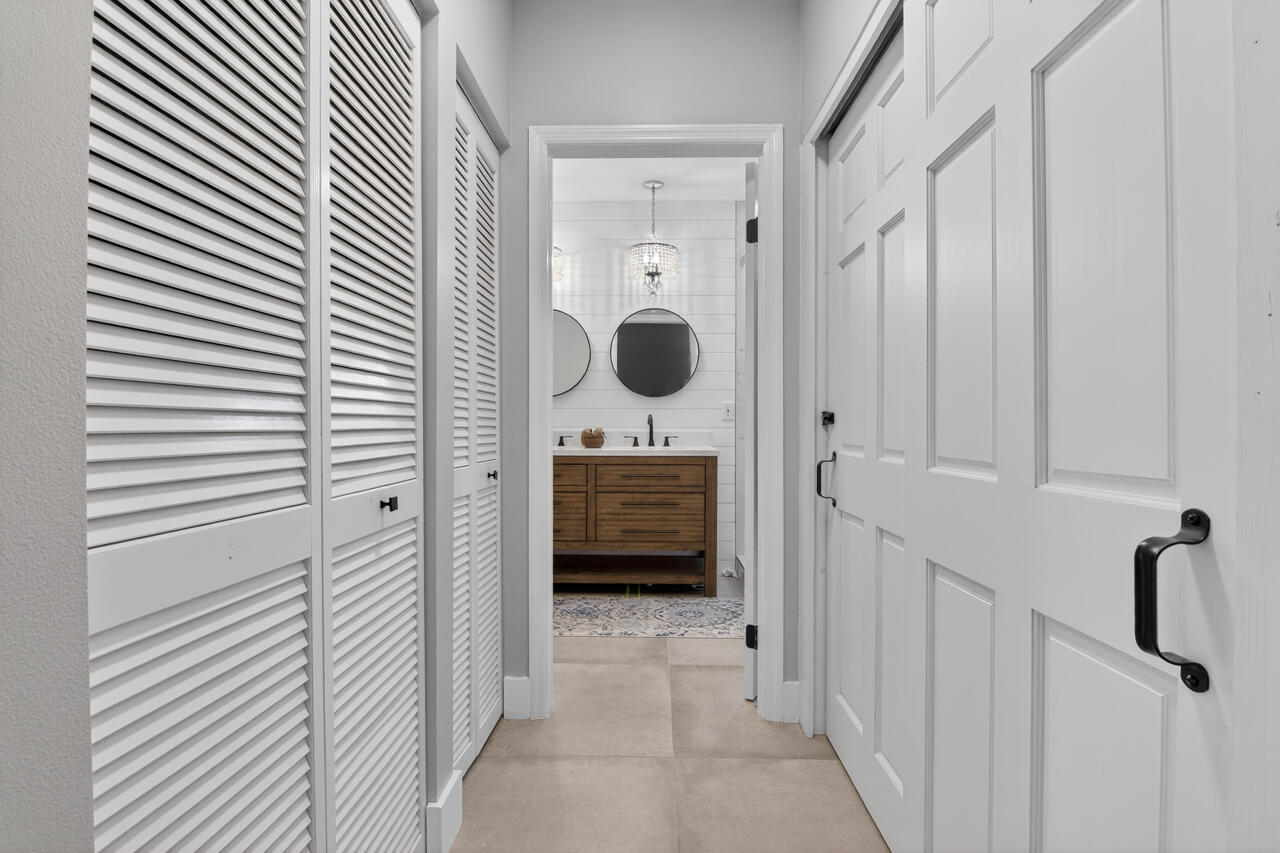 DUNBAR WOODS CONDO 4 - Residential