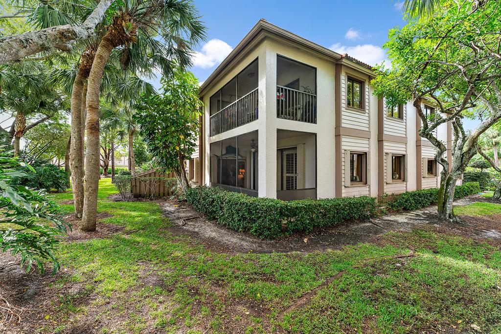 DUNBAR WOODS CONDO 4 - Residential