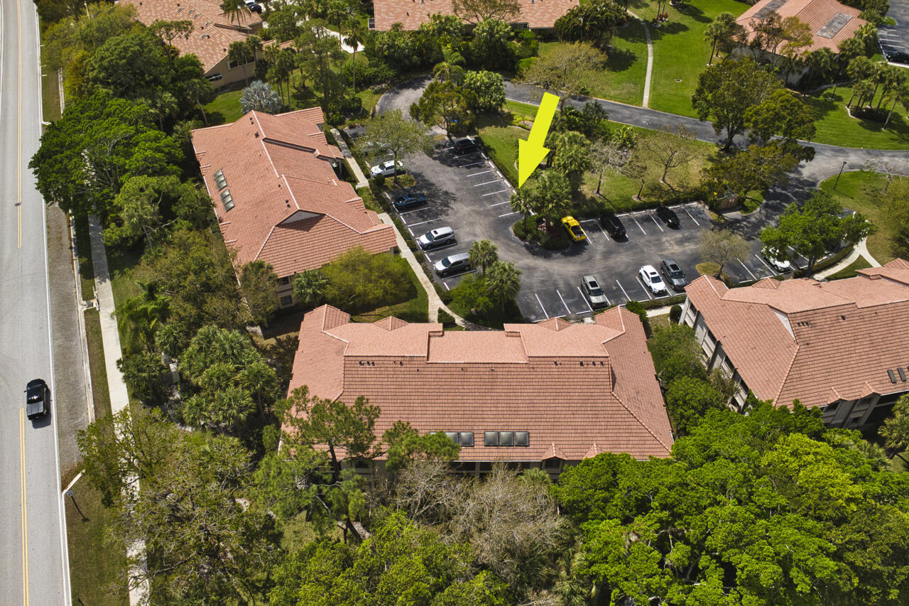 DUNBAR WOODS CONDO 4 - Residential