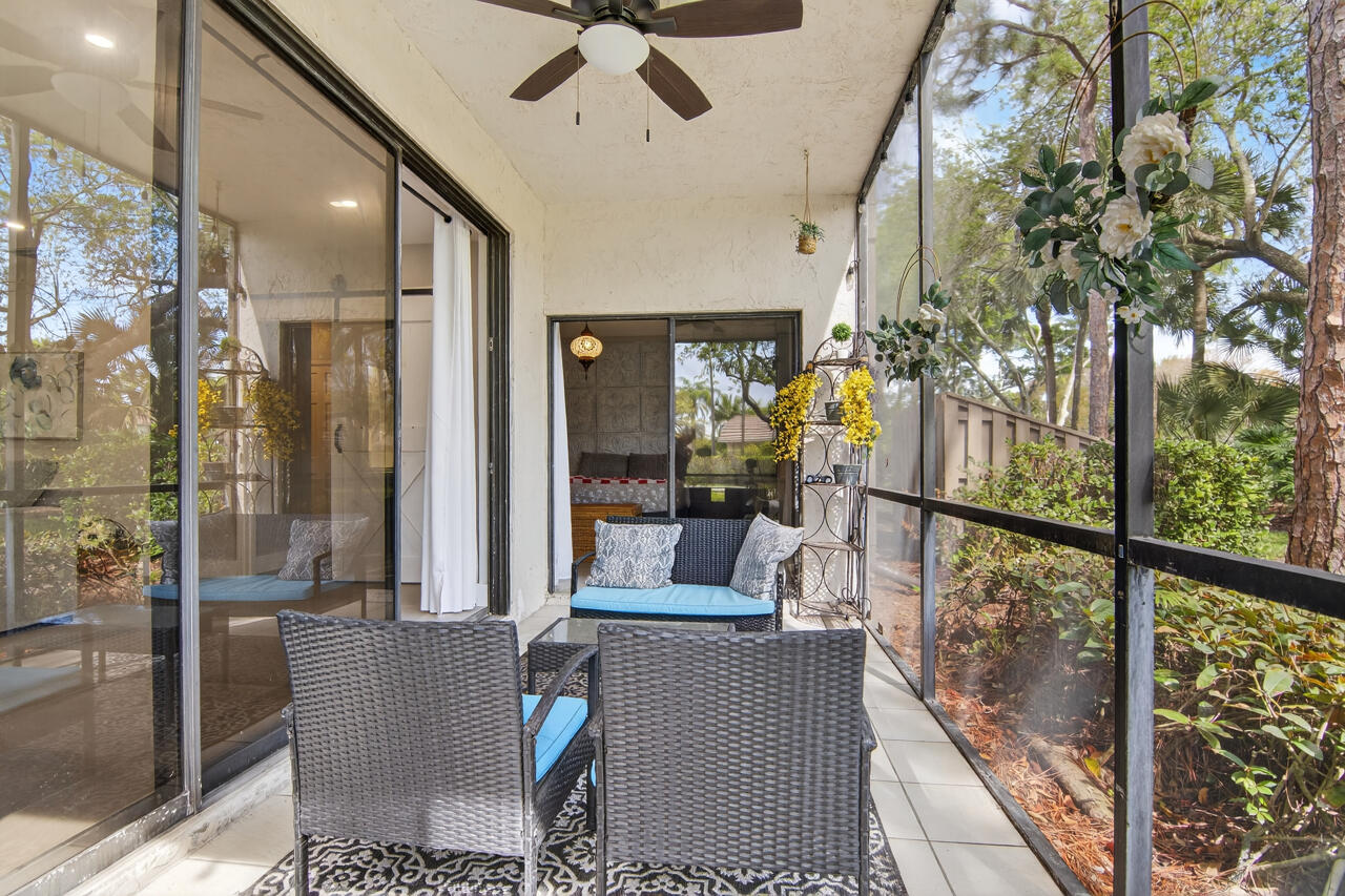 DUNBAR WOODS CONDO 4 - Residential