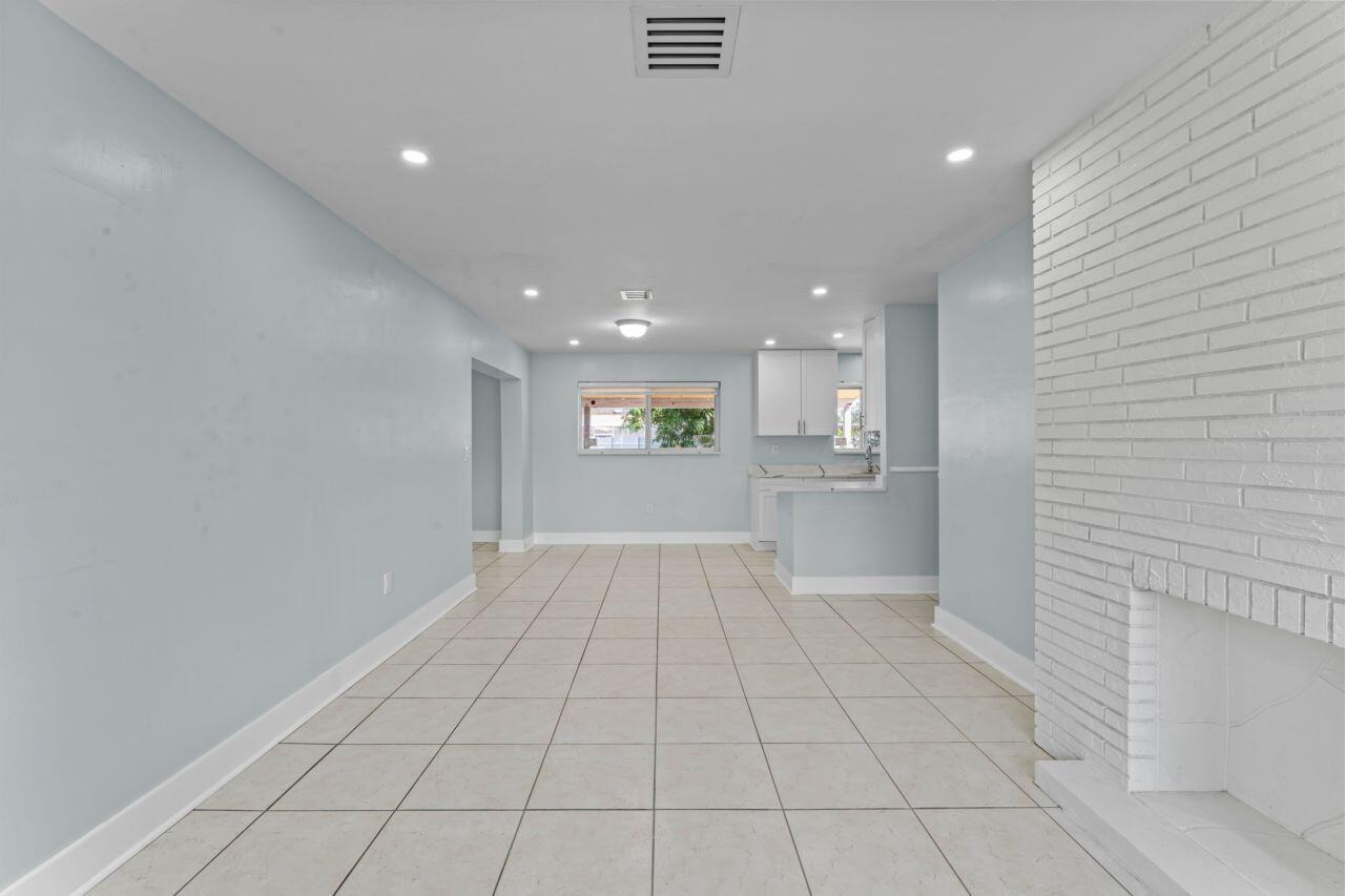 PALM SPRINGS VILLAGE PL 1 - Residential