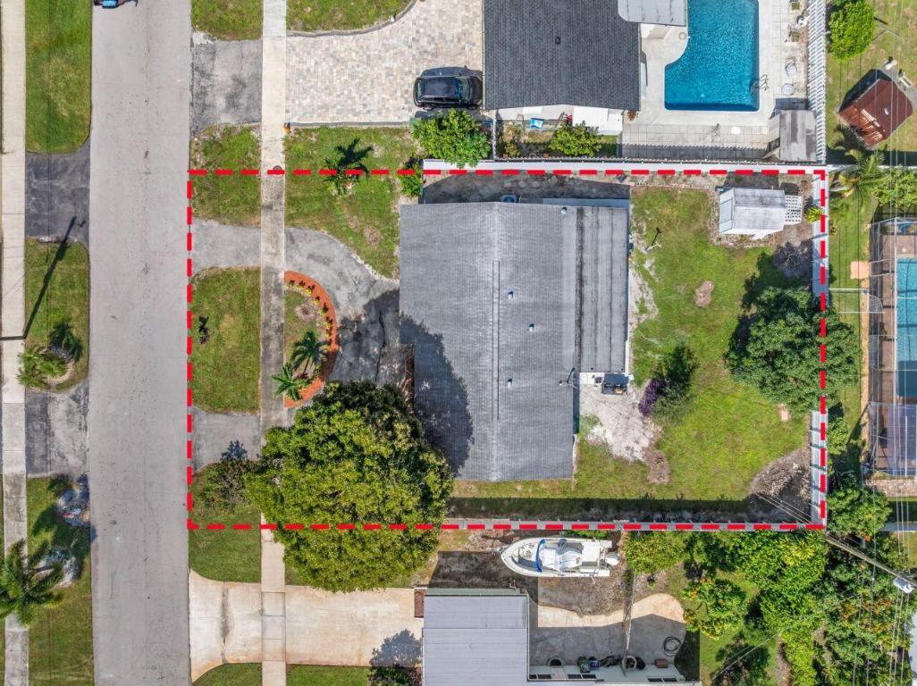 PALM SPRINGS VILLAGE PL 1 IN PB 25 PGS 46 & 47 - Residential