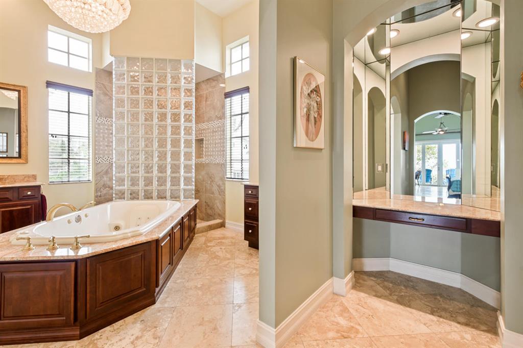 JUPITER KEY 4 - Residential