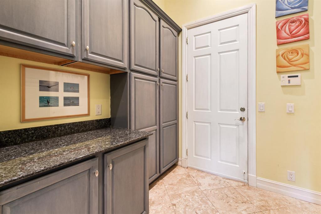 JUPITER KEY 4 - Residential