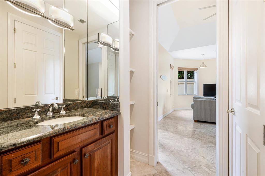 JUPITER KEY 4 - Residential