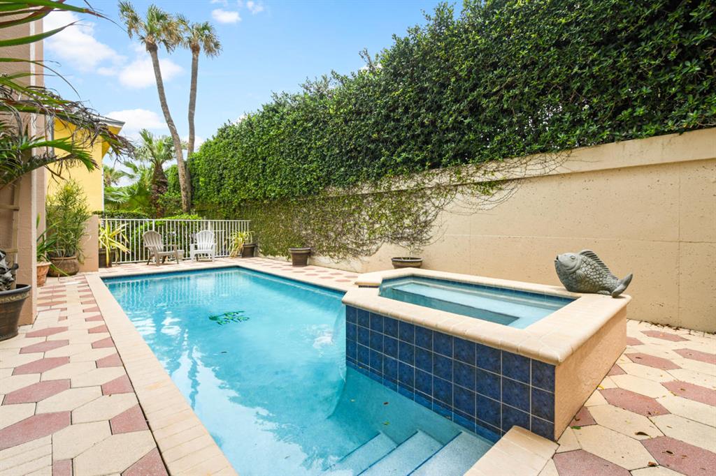 JUPITER KEY 4 - Residential