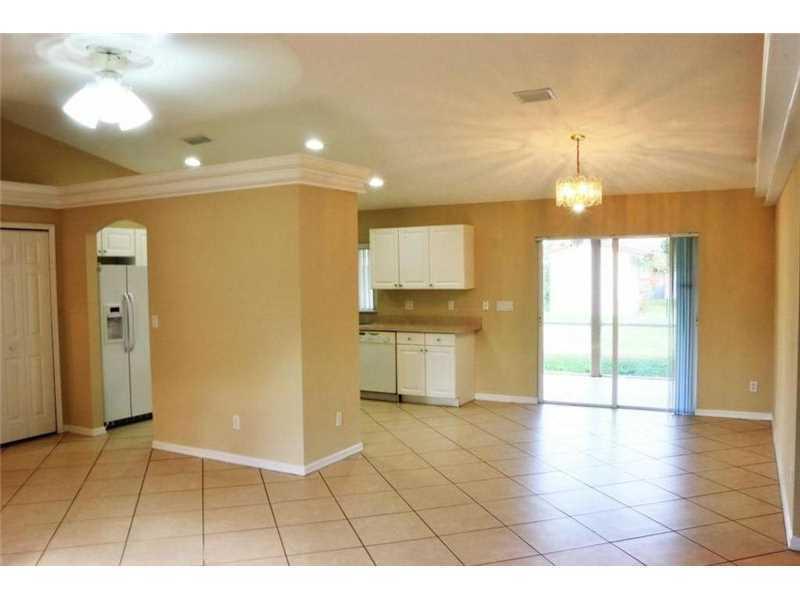 PORT ST LUCIE SECTION 27 - Residential Lease