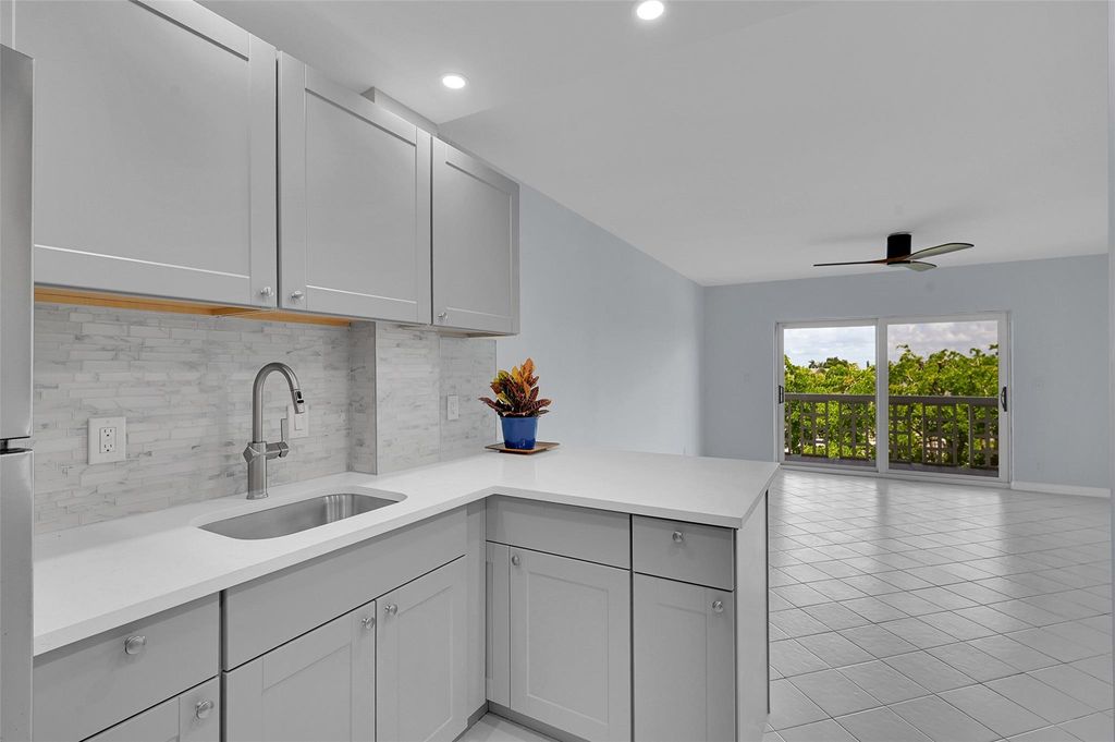 Photo of 1831 NE 38th Street #503, Oakland Park, FL 33308 (MLS # F10519128)