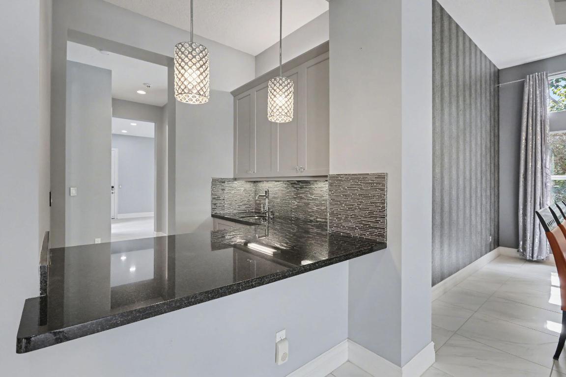 VALENCIA COVE - Residential