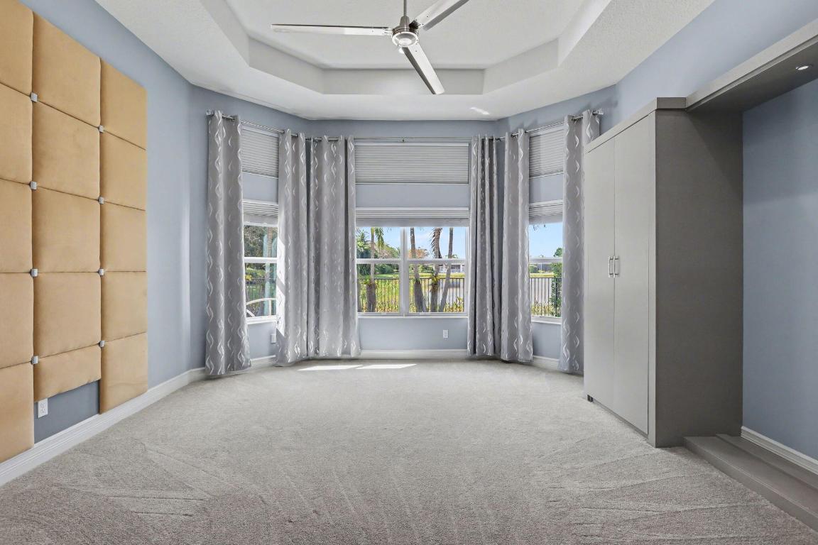 VALENCIA COVE - Residential