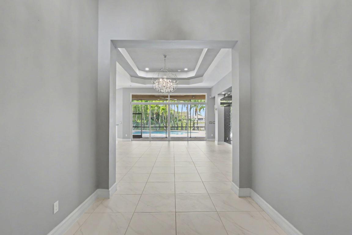 VALENCIA COVE - Residential