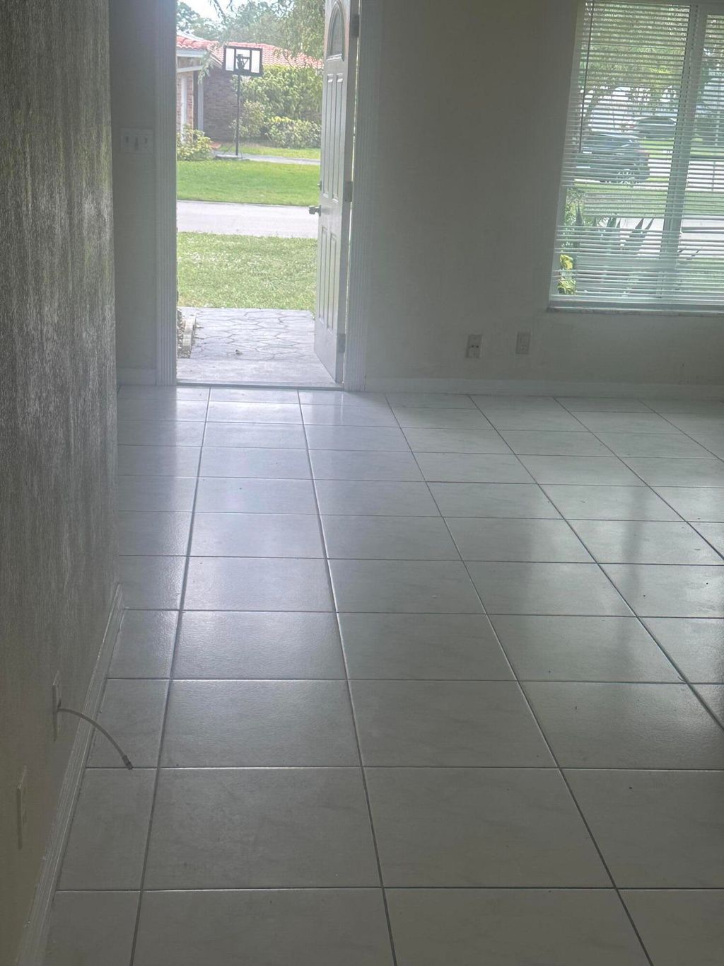 Photo of 8243 NW 39th Street, Coral Springs, FL 33065 (MLS # B26025144)