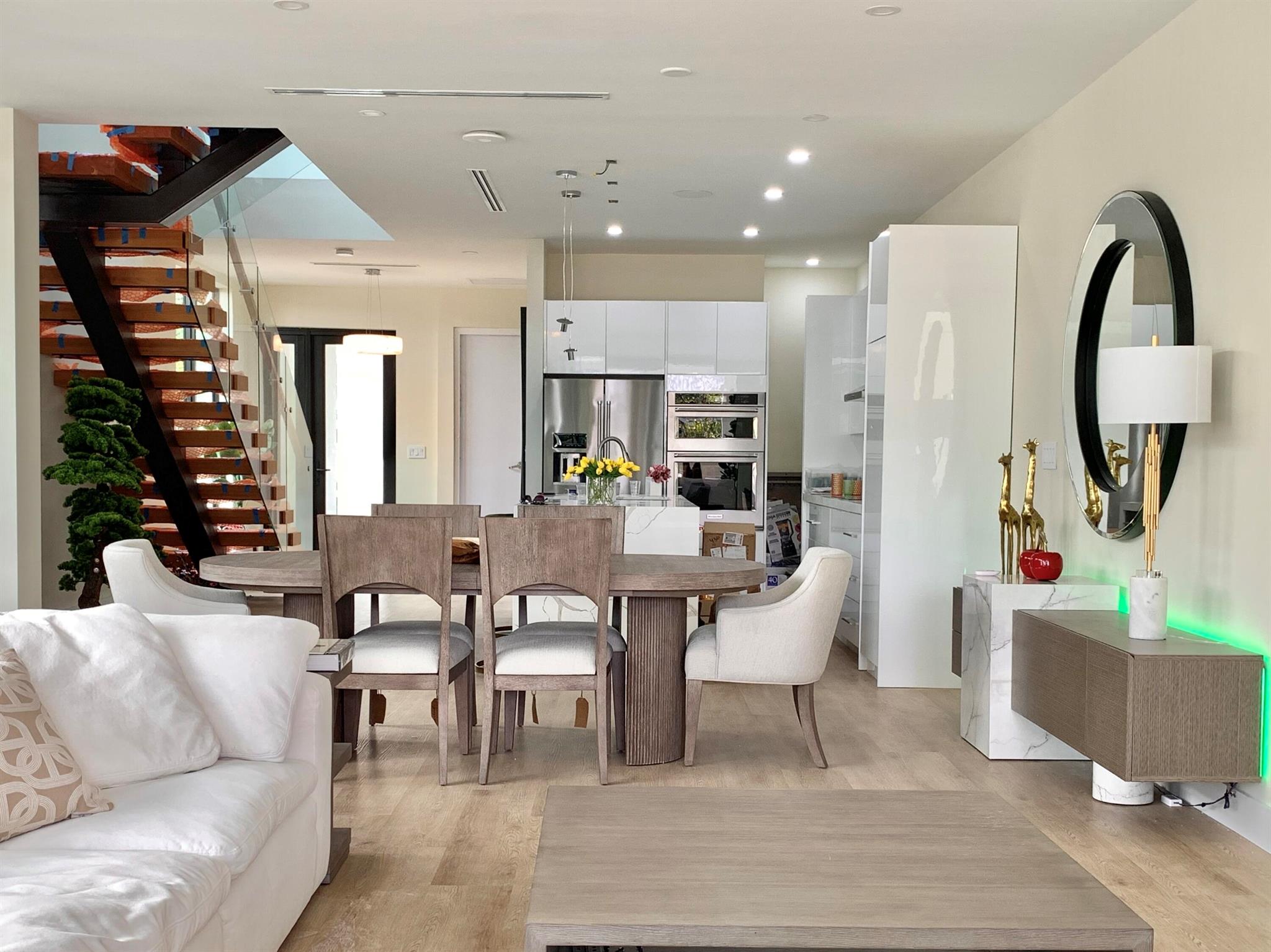 Lake Ridge - Residential Lease