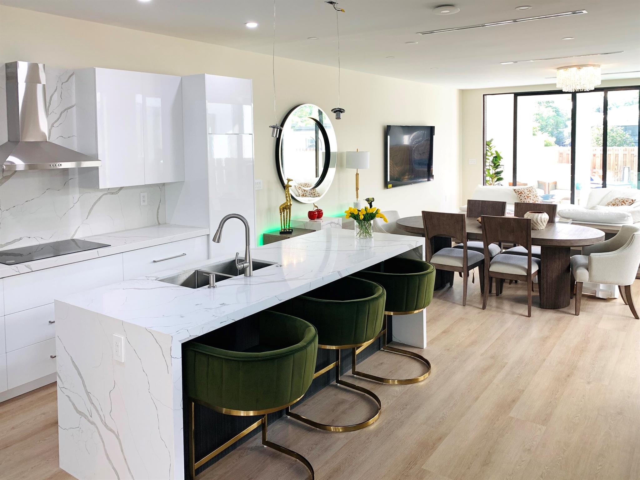 Lake Ridge - Residential Lease
