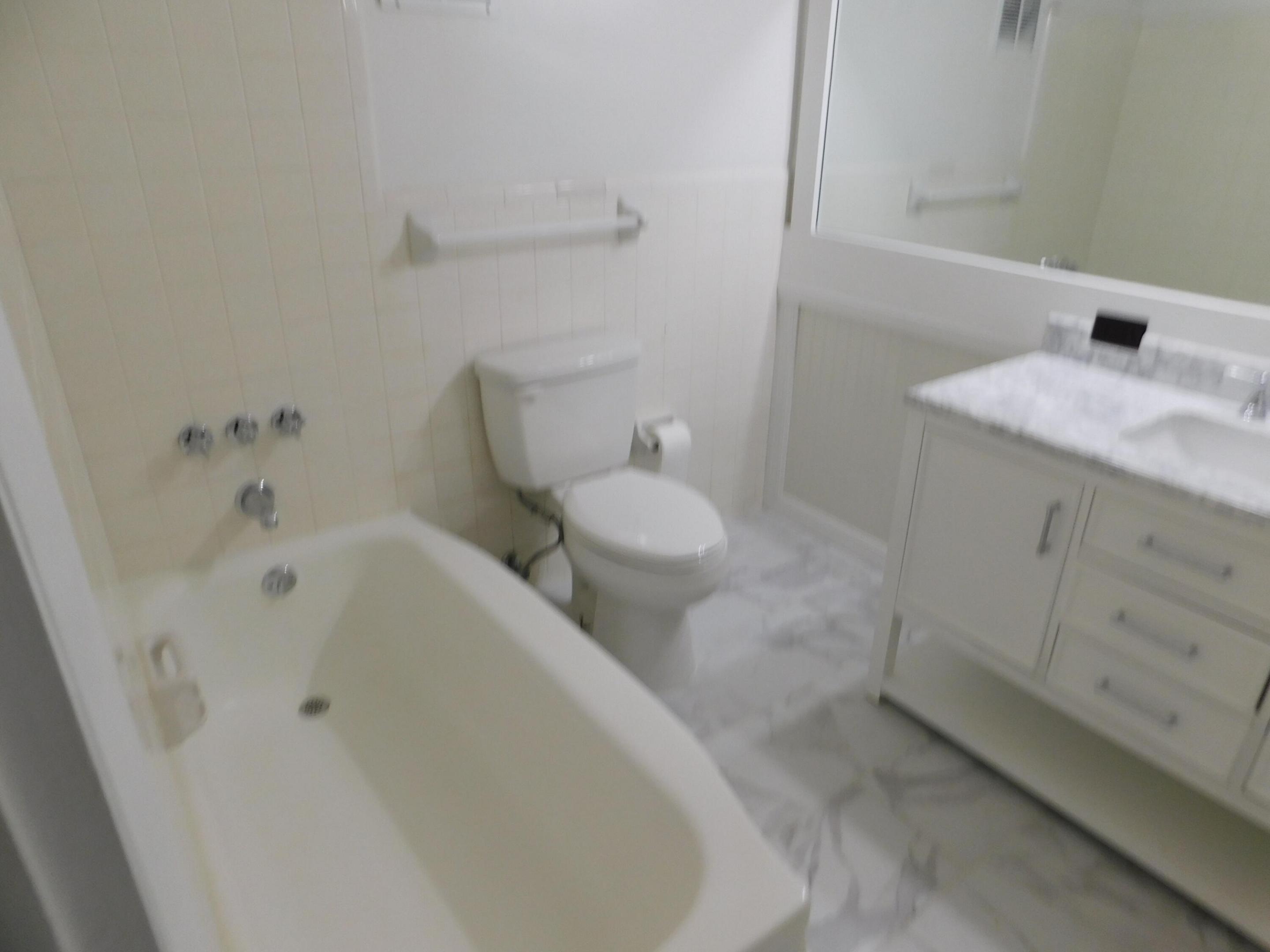 NORTH PALM BEACH VILLAGE OF 3 - Residential Lease