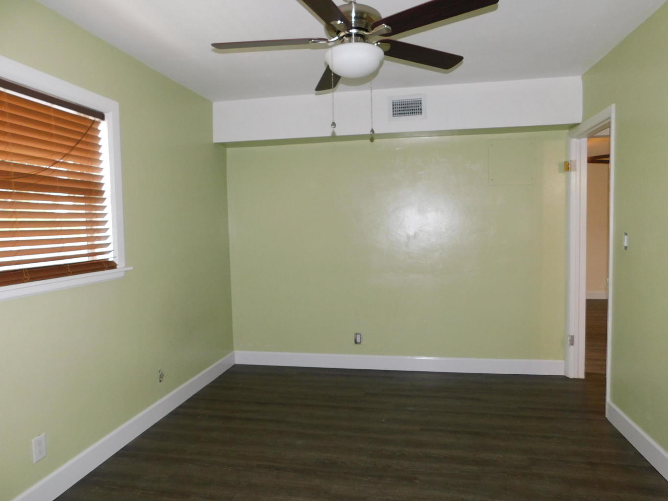 NORTH PALM BEACH VILLAGE OF 3 - Residential Lease