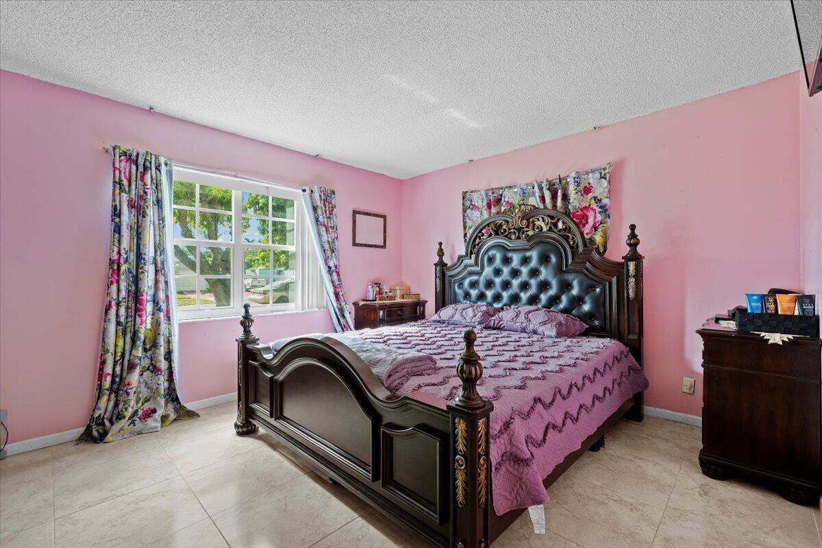 WESTFIELD REPL IN - Residential