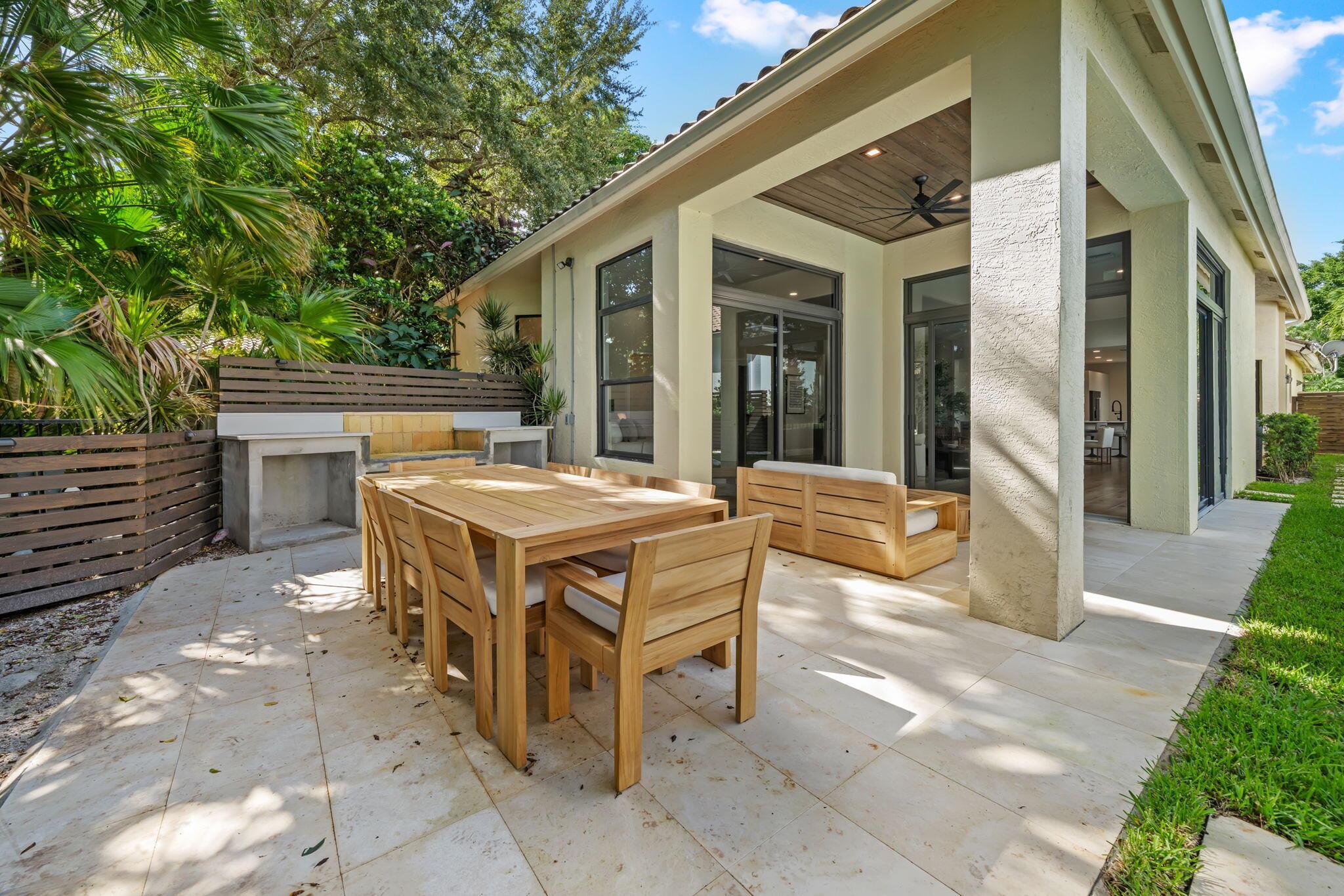 EAGLES LANDING OF P B POL - Residential Lease