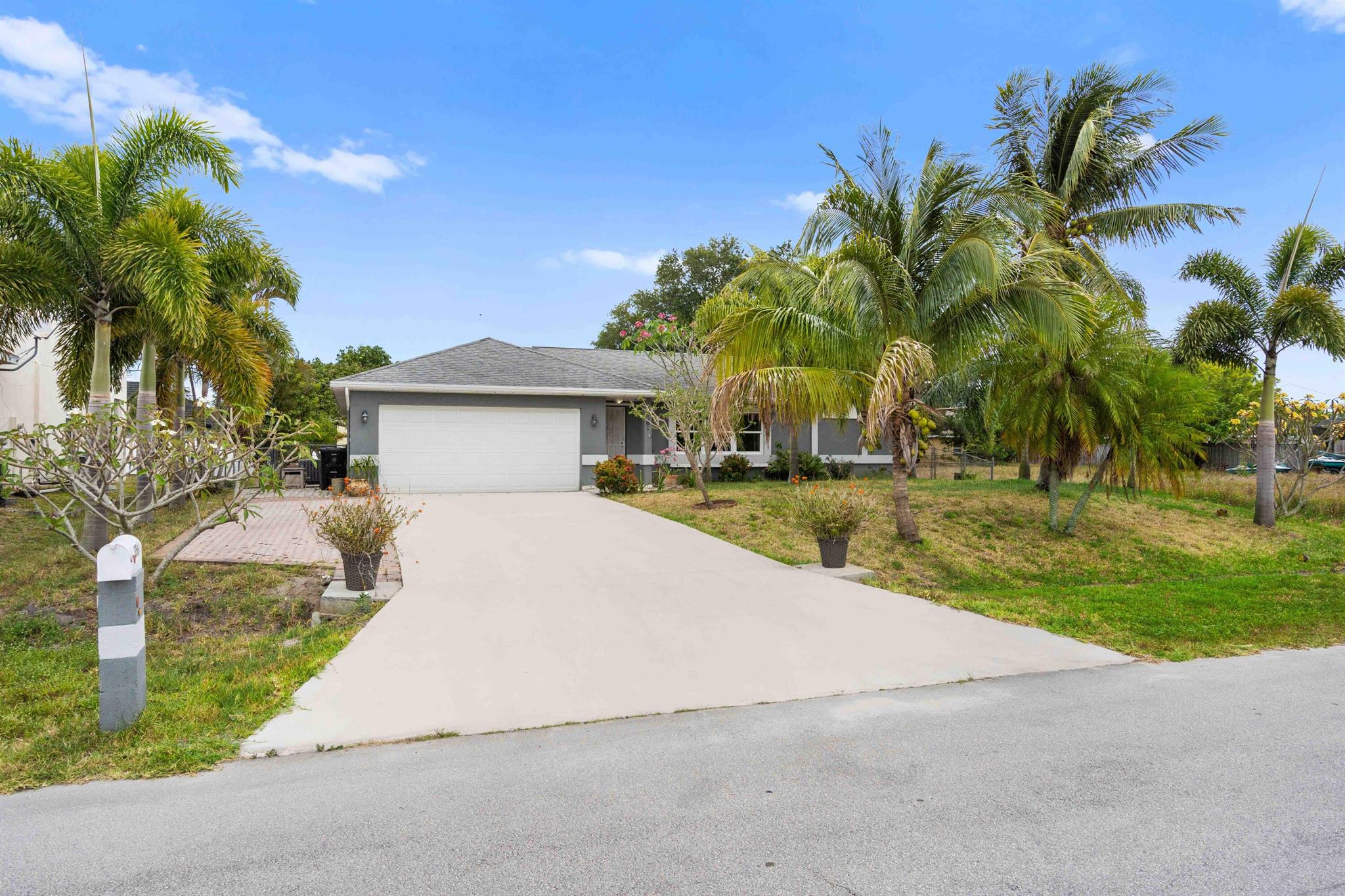 PORT ST LUCIE SECTION 15 - Residential