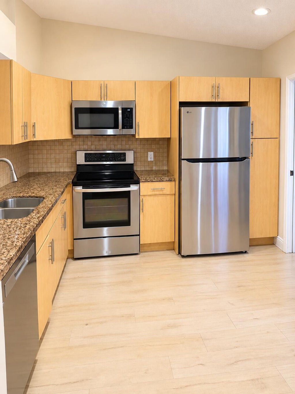 Photo of 6054 Sunny Manor Court #C, Delray Beach, FL 33484 (MLS # B26088130)