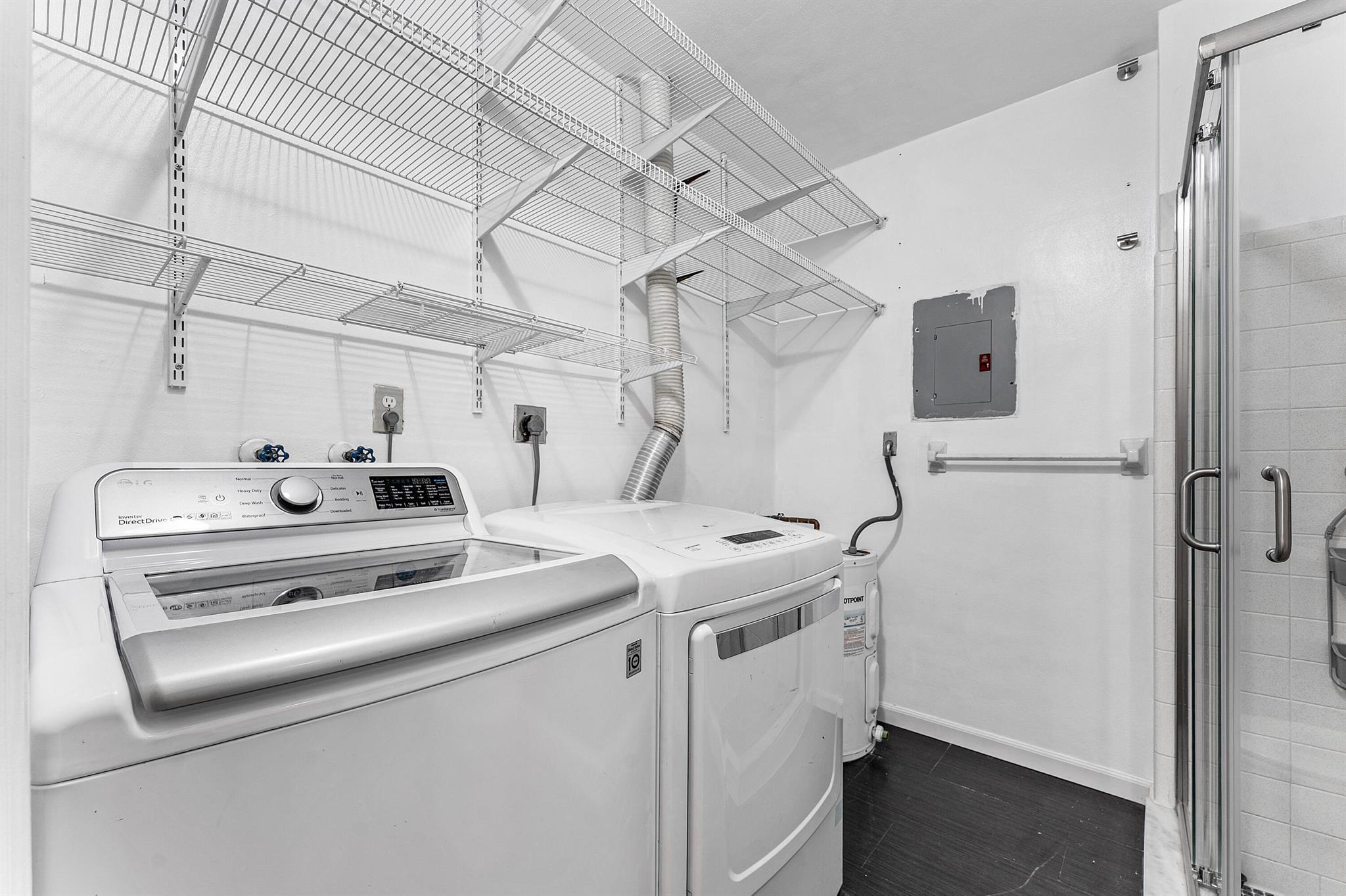 HYPOLUXO RIDGE ADD 1 - Residential Lease