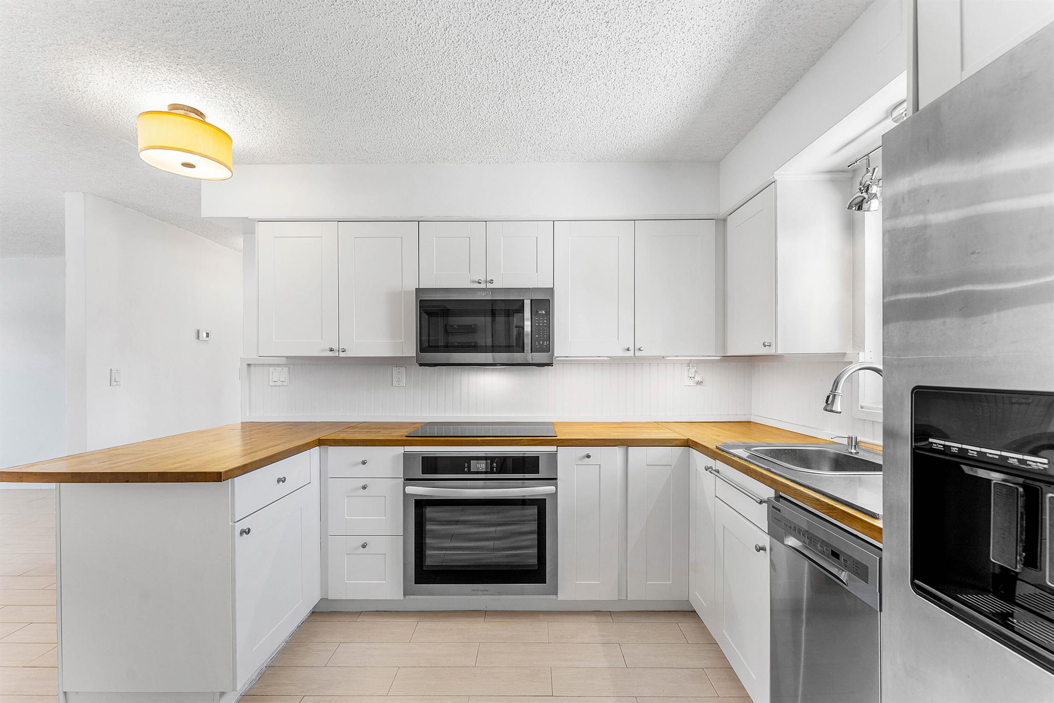 HYPOLUXO RIDGE ADD 1 - Residential Lease