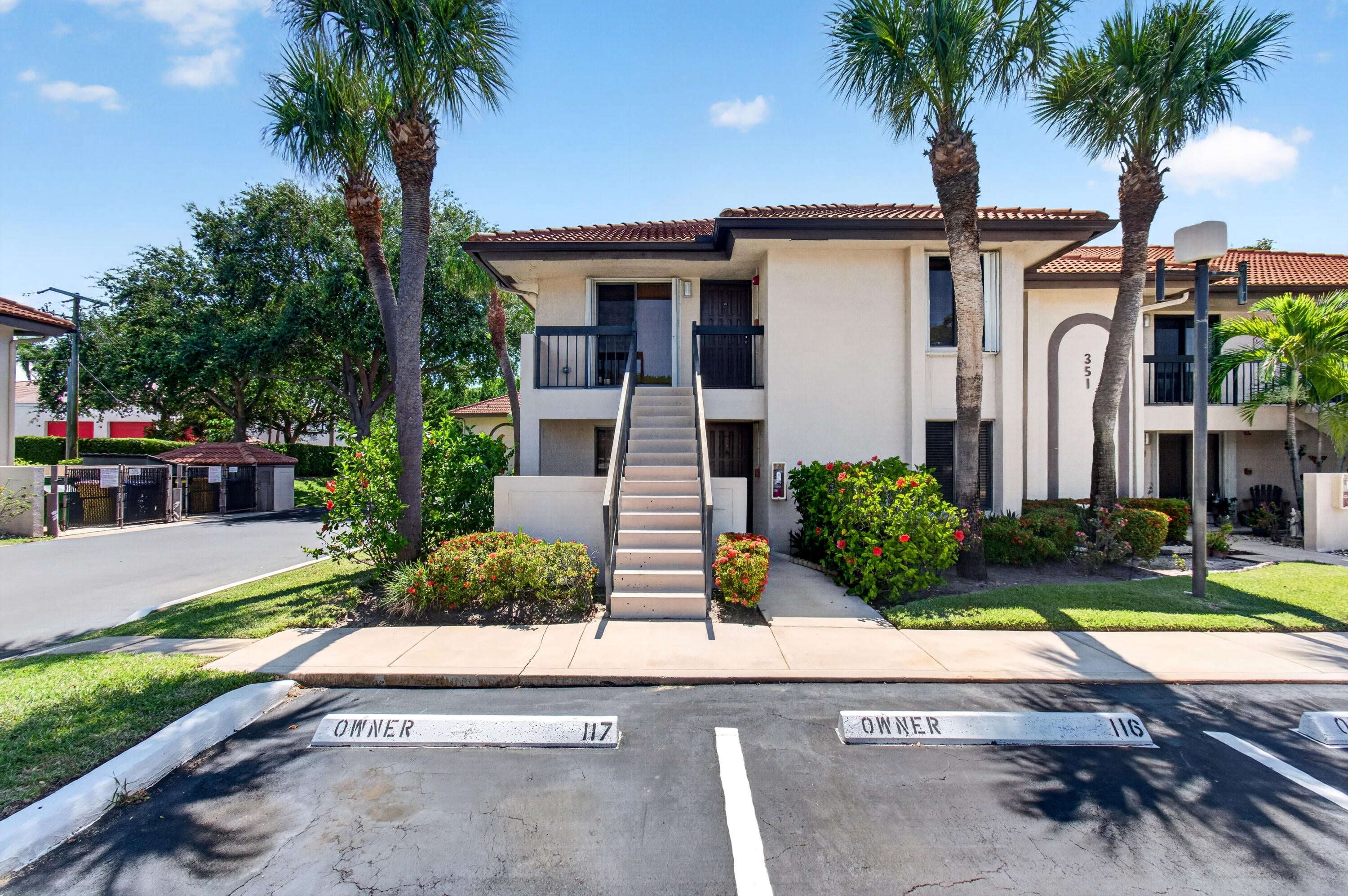 351 Club Circle 101, Boca Raton FL 33487