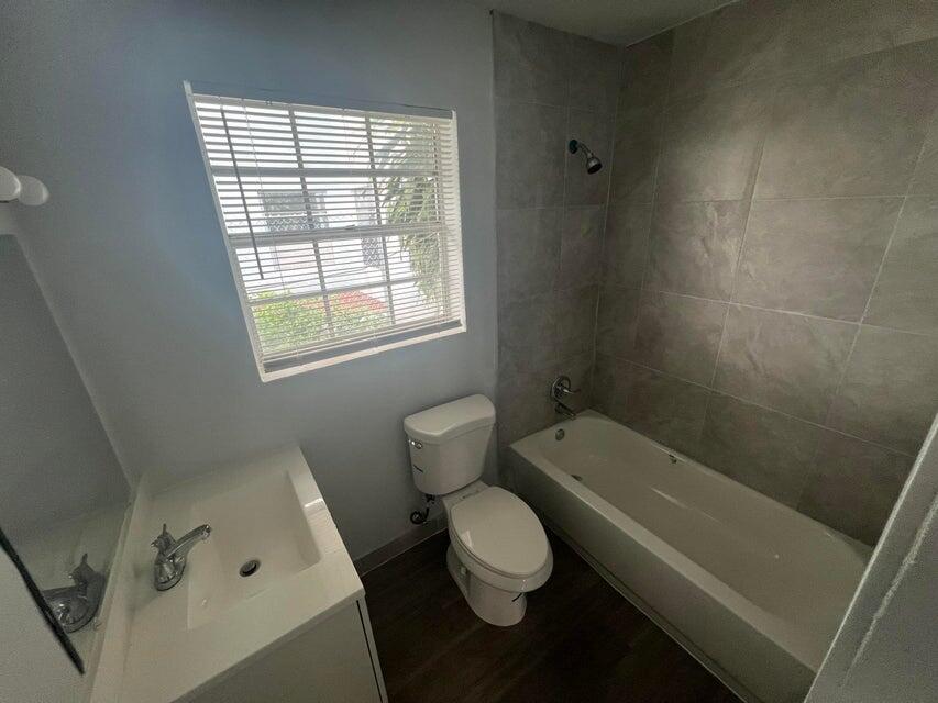 LEWIS TERMINALS NO 2 SECO - Residential Lease