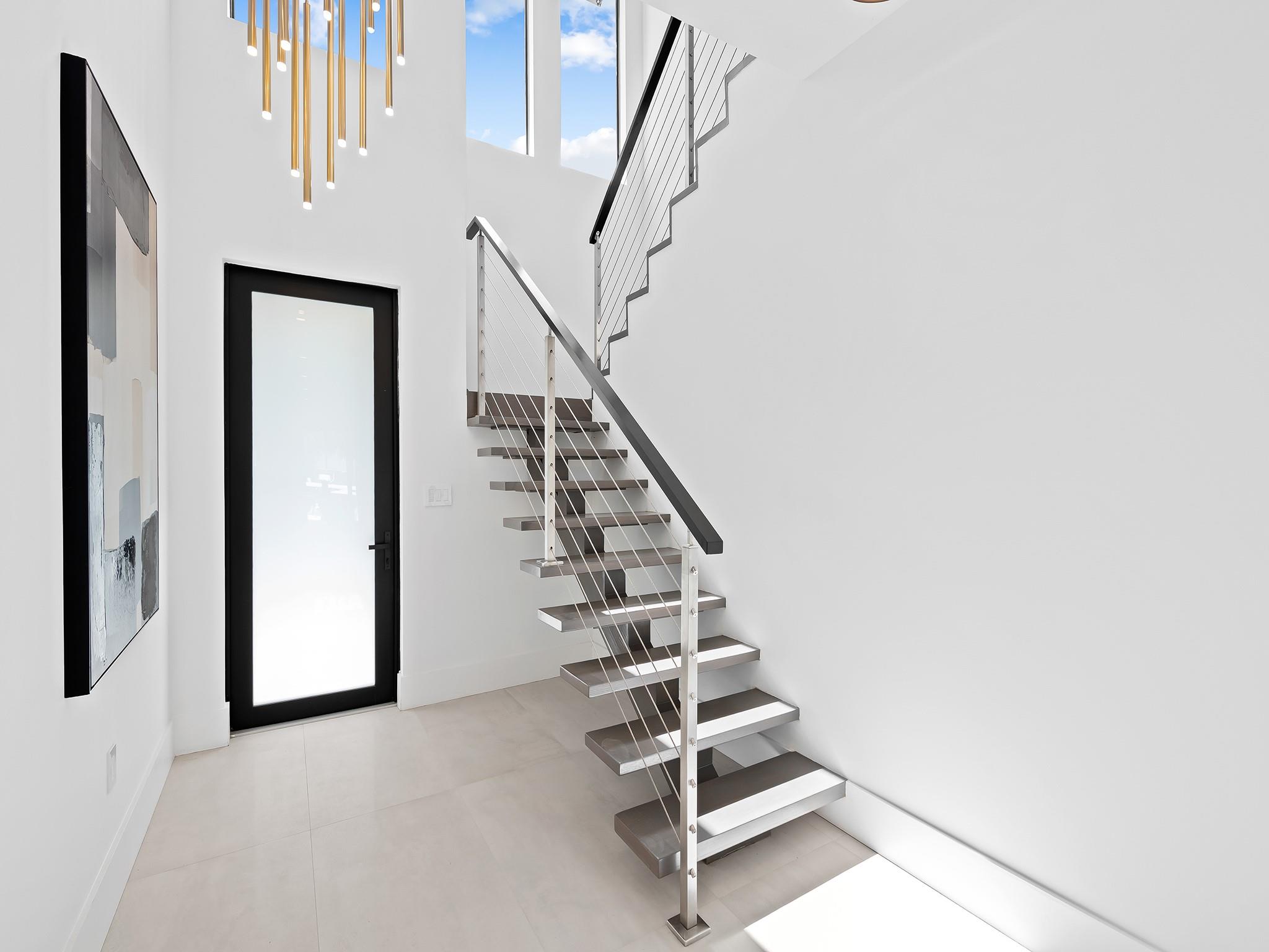 RIO VISTA ISLES - Residential