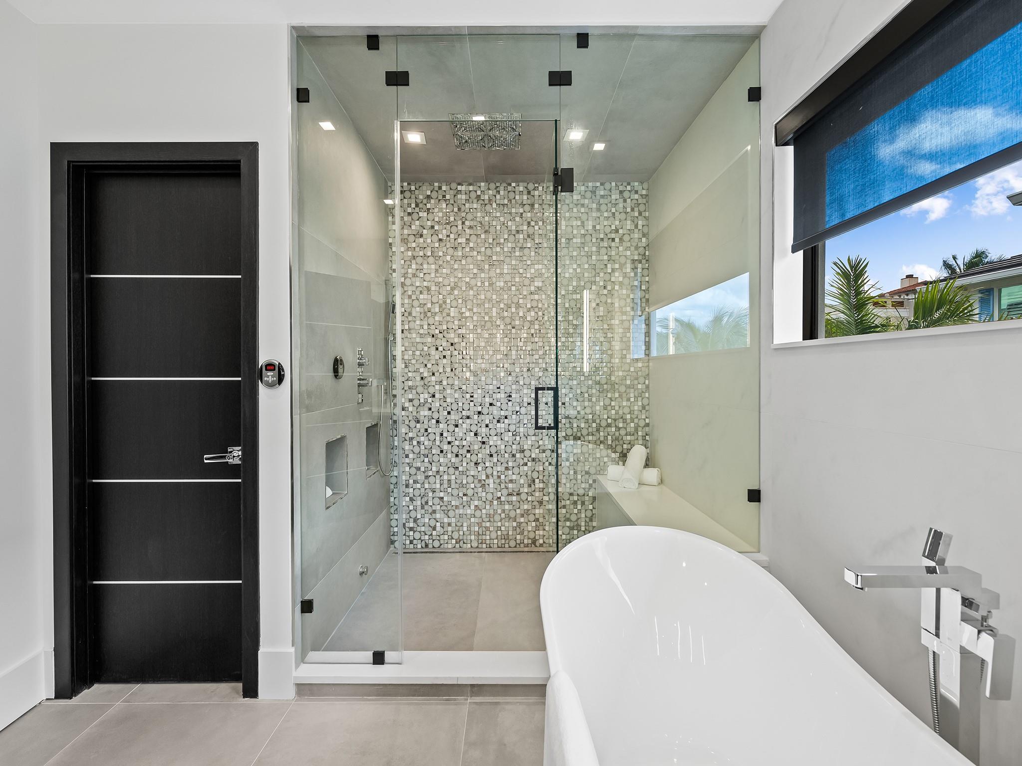 RIO VISTA ISLES - Residential