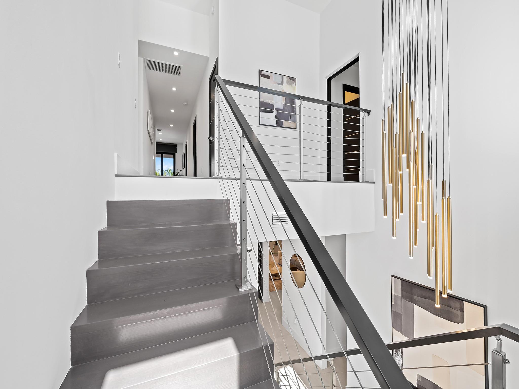 RIO VISTA ISLES - Residential