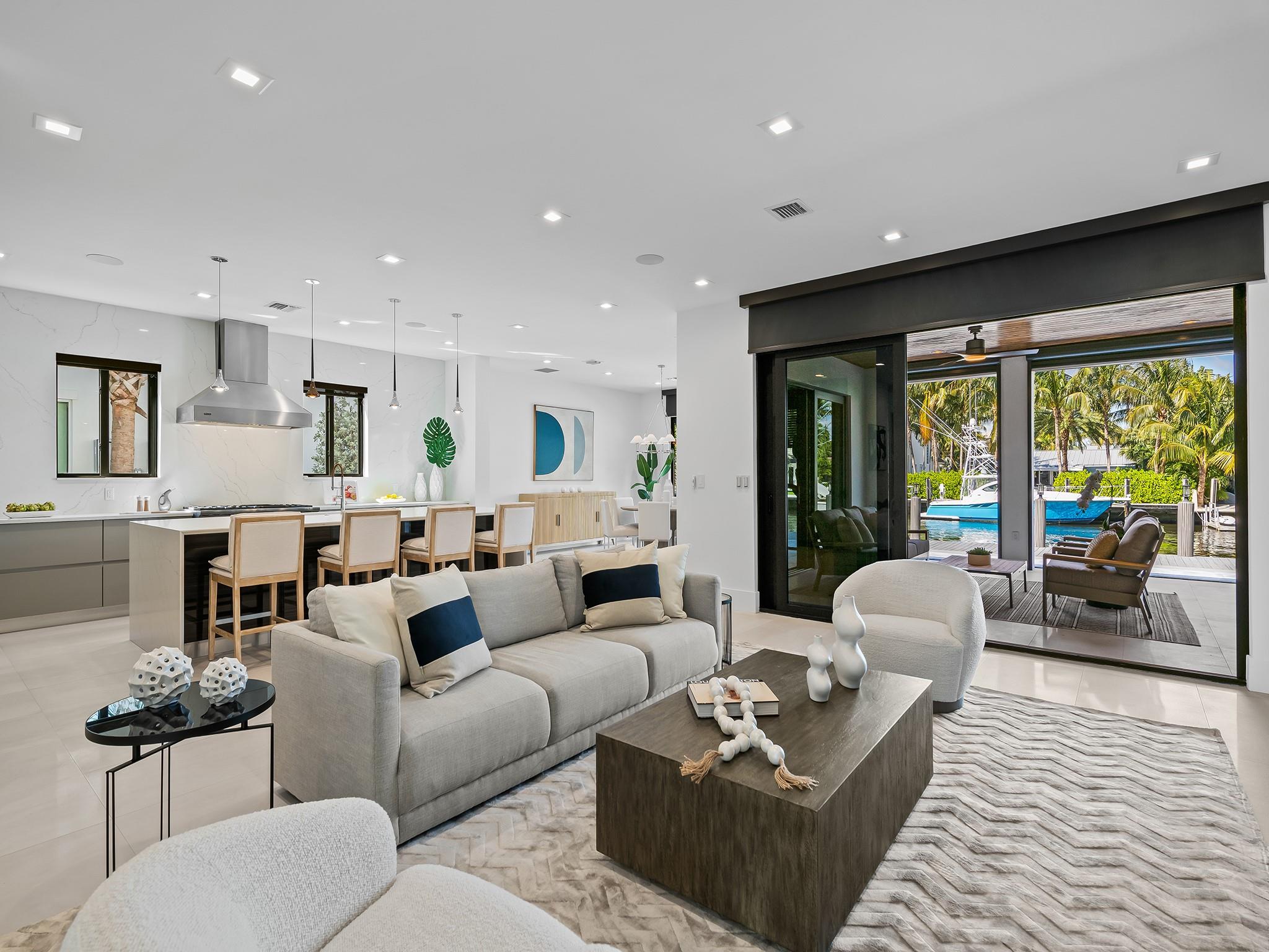 RIO VISTA ISLES - Residential