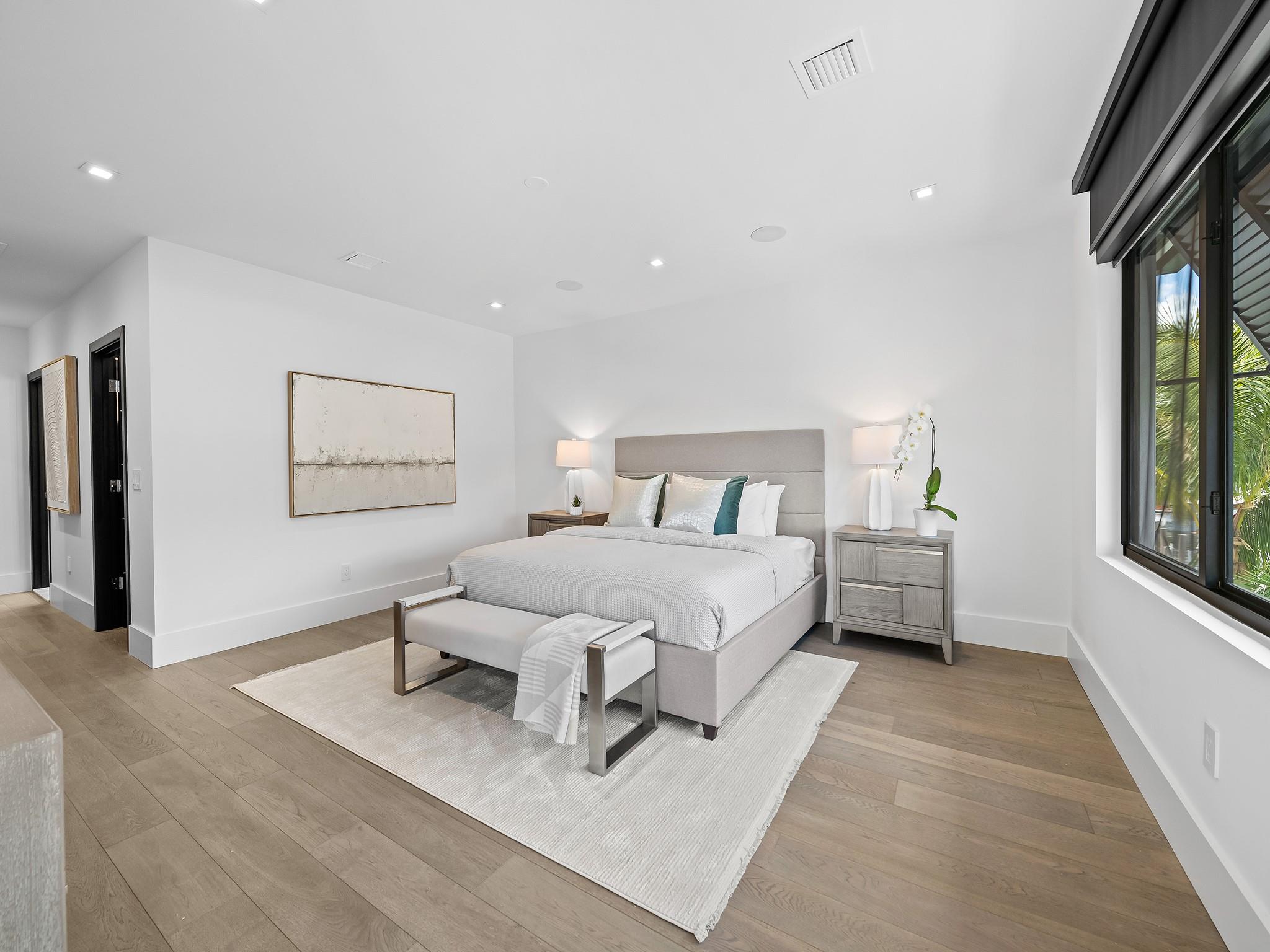 RIO VISTA ISLES - Residential