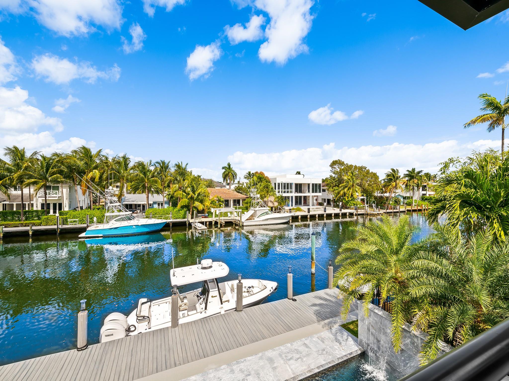 RIO VISTA ISLES - Residential