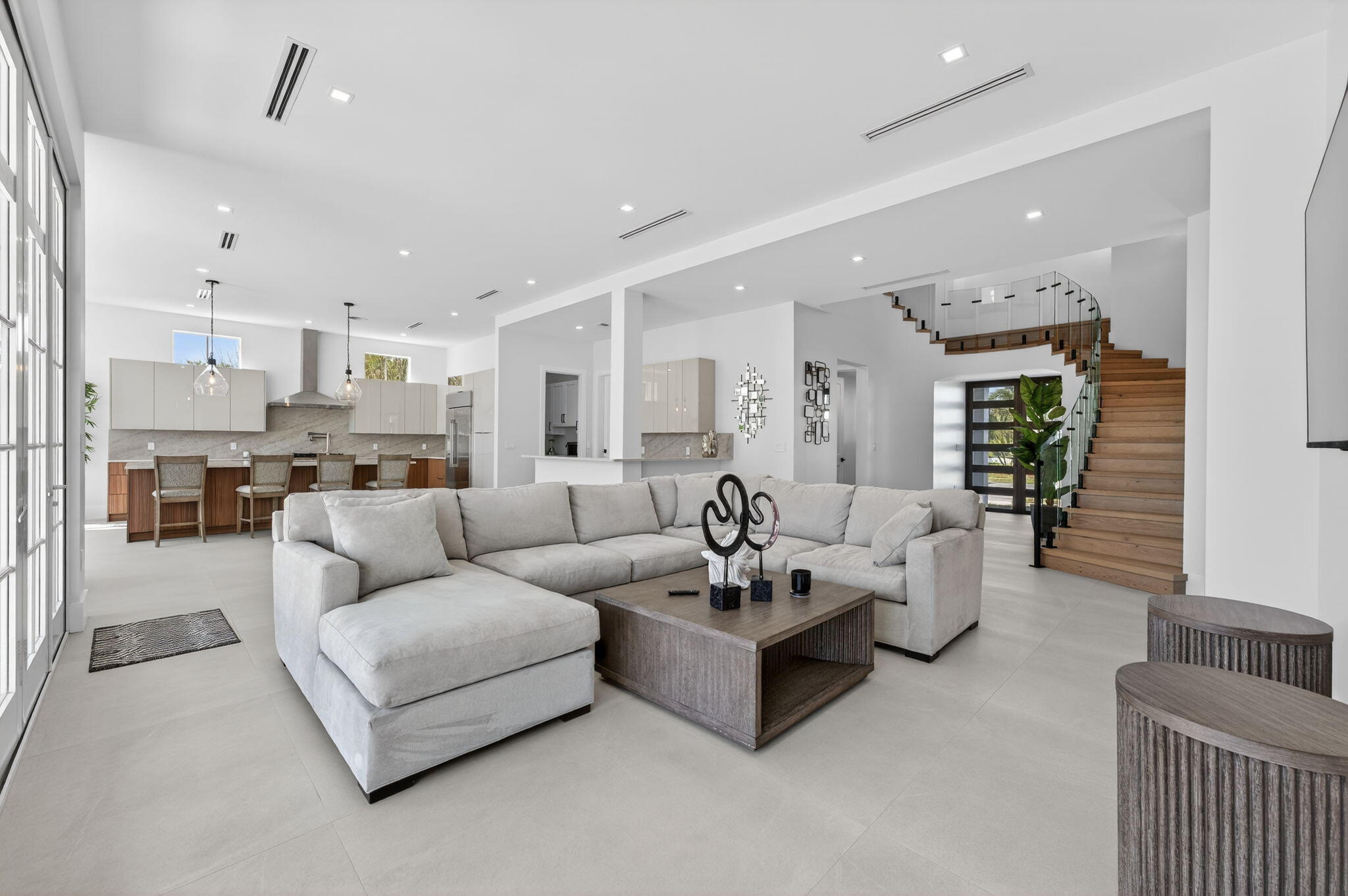 CYPRESS HARBOR 3RD SEC - Residential Lease