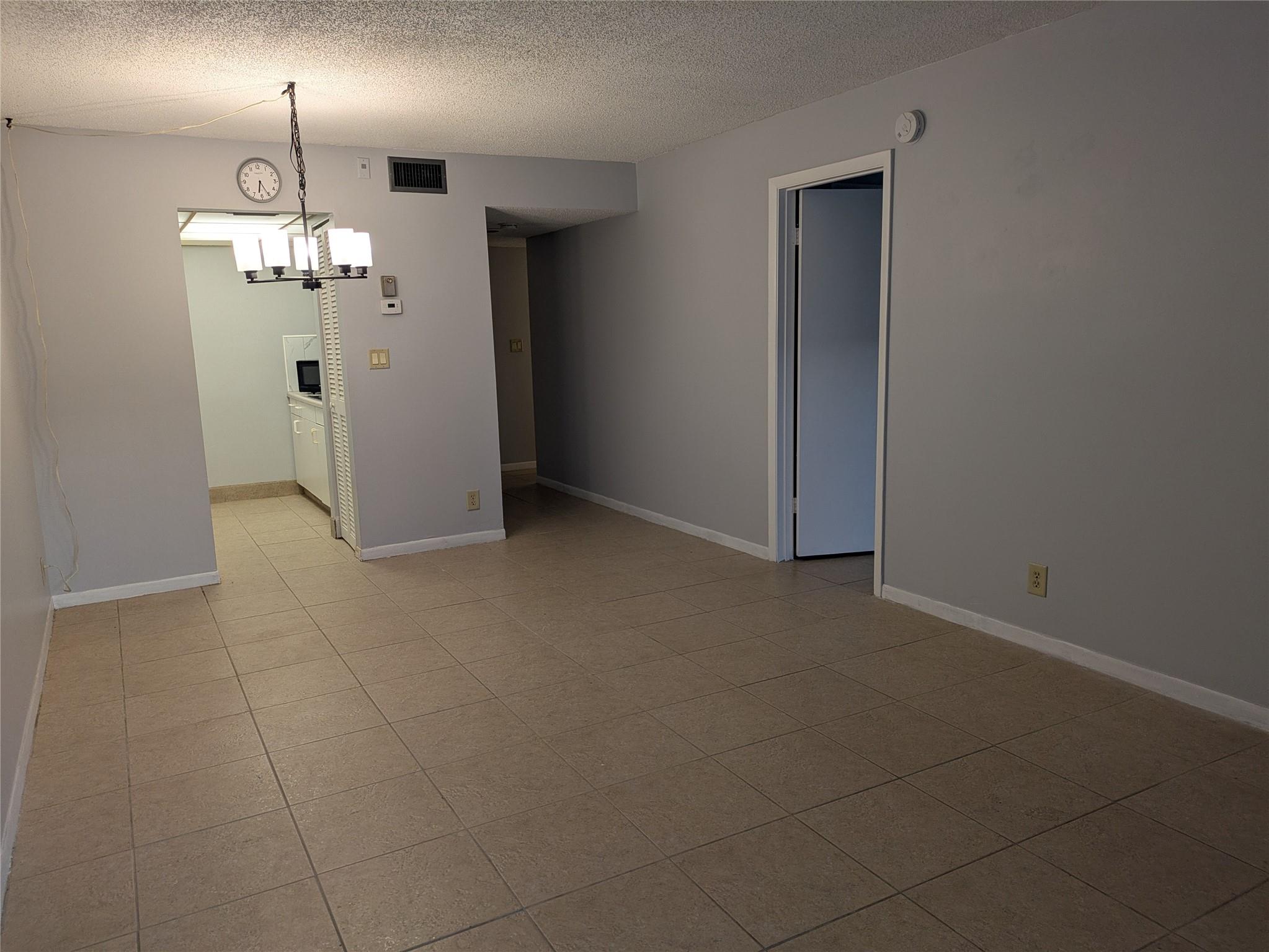Ramblewood East Condo - Residential Lease