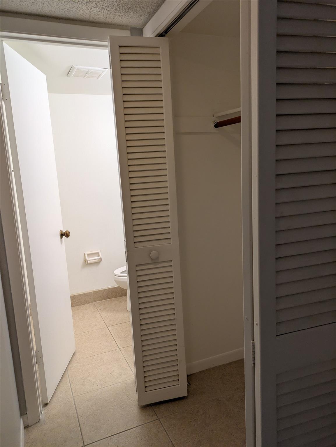 Ramblewood East Condo - Residential Lease